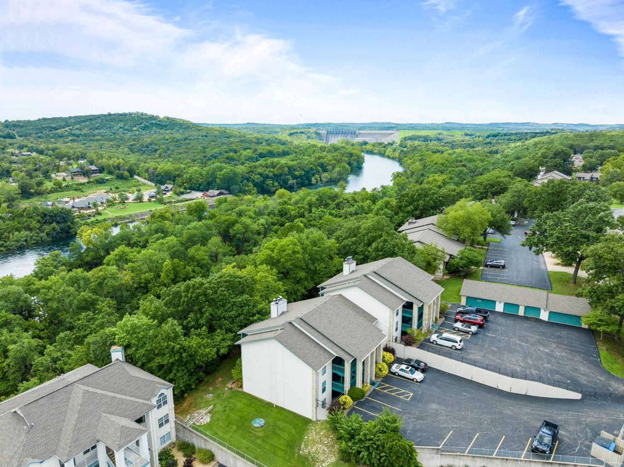 Bluffs Oasis Condo Бренсън Екстериор снимка