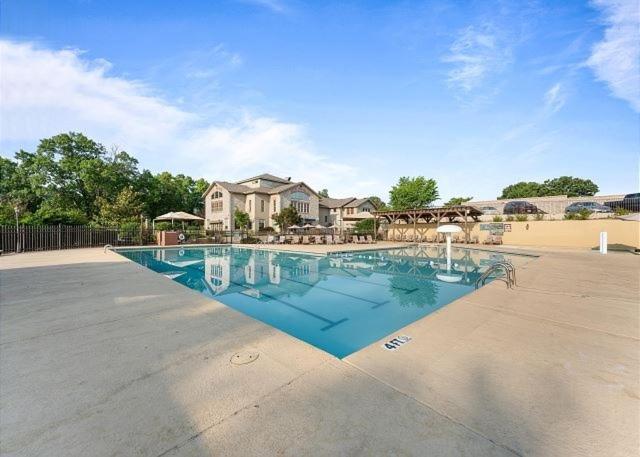 Bluffs Oasis Condo Бренсън Екстериор снимка